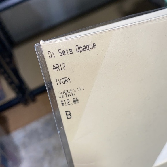 Giorgio Armani pantyhose - Picture 2 of 5